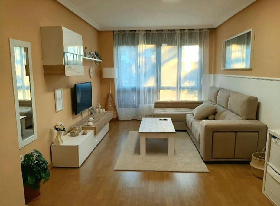 Apartamento El Horrin Colunga Esterno foto